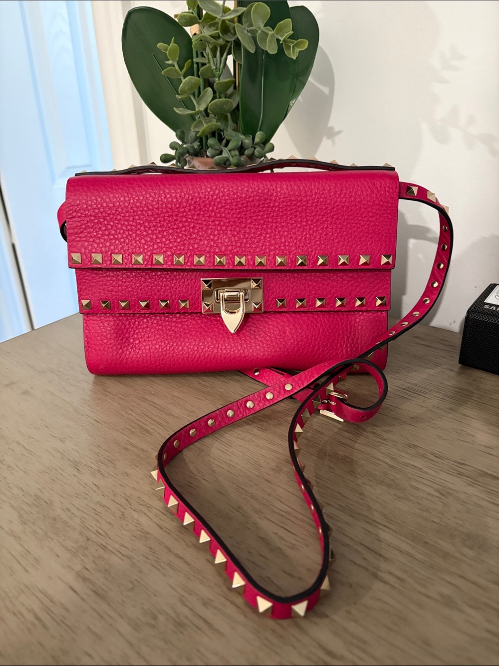 Valentino Hot Pink Leather Rockstud Crossbody/clutch